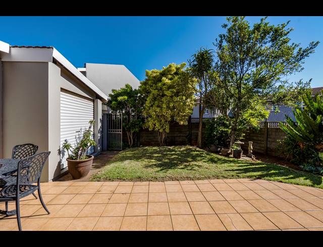3 BEDROOM DUPLEX SOLD IN BLUFF